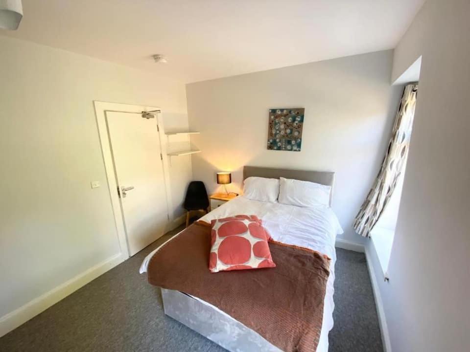 Budget Share Facilities R3 *